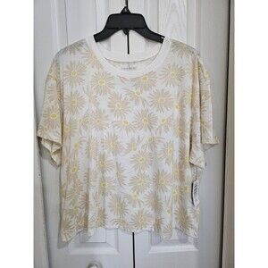 Torrid Top Womens 1X White Floral Relaxed Signature Crew Neck Crop Tee Shirt
